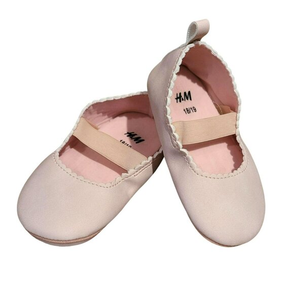 H&M Pink Baby Shoes Slip on Faux Leather Scalloped Edge Size 2 1/2 - 3 1/2 JH698 - Picture 1 of 6